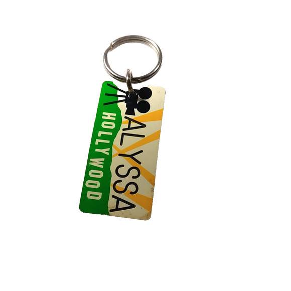 Alyssa Hollywood Plastic Keychain - Picture 4 of 4